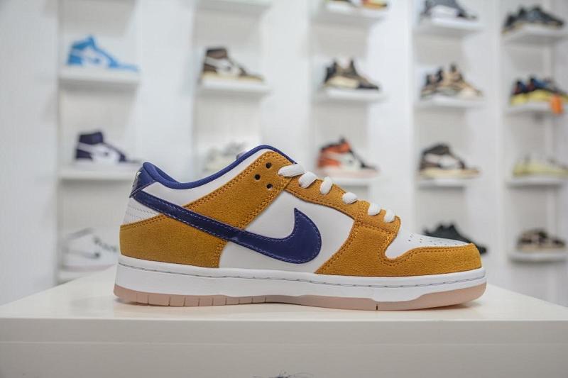 NIKE DUNK VT BATCH (50)