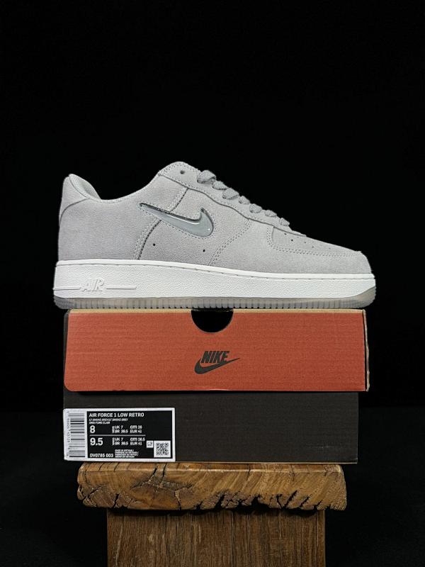 NIKE AIR FORCE 1 (185)
