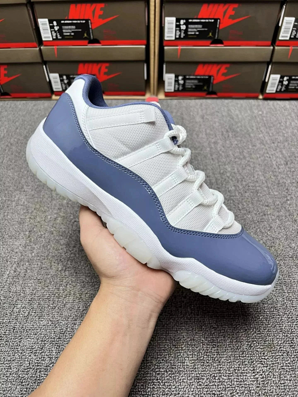 NIKE JORDAN 11 (8)