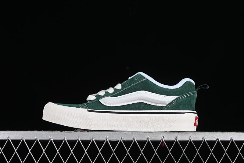 VANS (4)