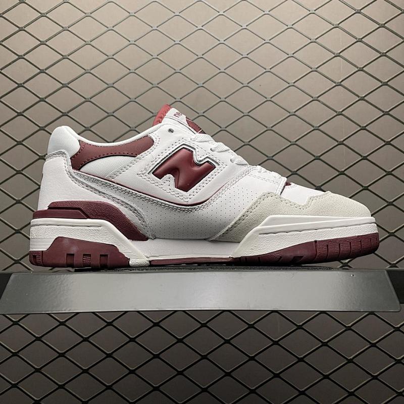 NEW BALANCE 550 (42)