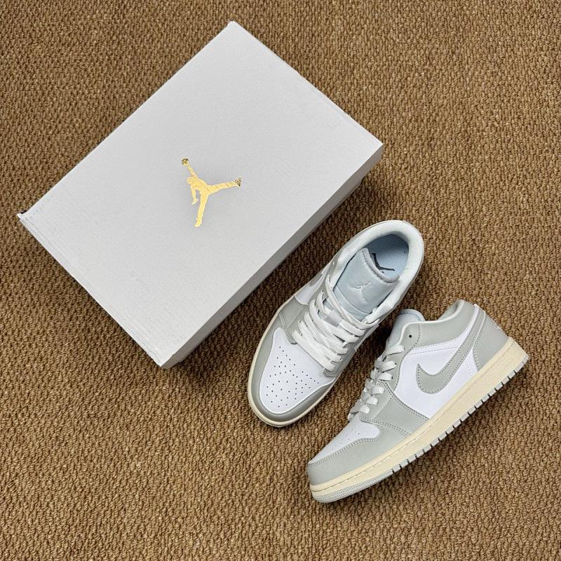 NIKE JORDAN 1 (139)