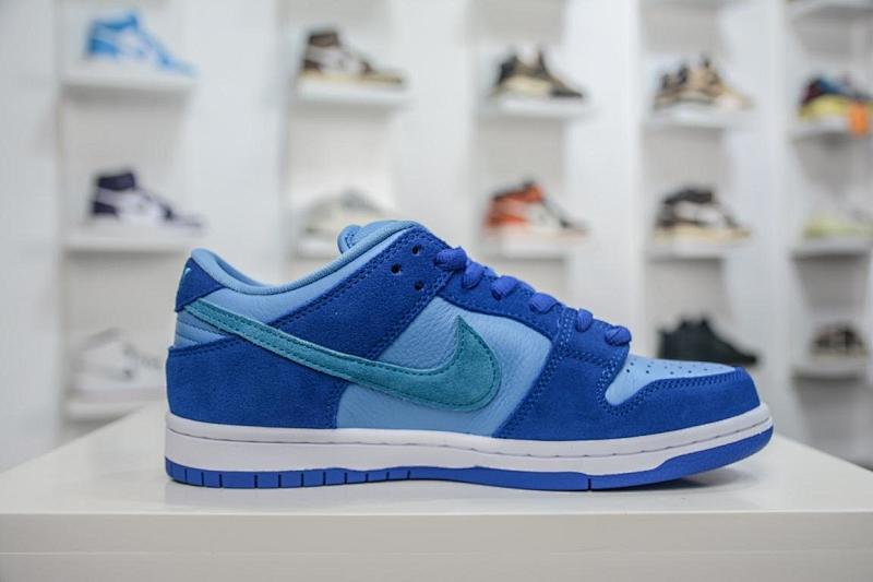 NIKE DUNK VT BATCH (45)