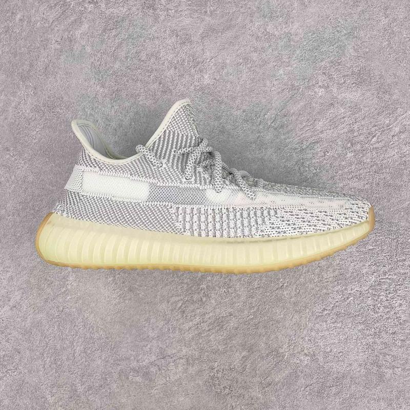 YEEZY 350 (44)