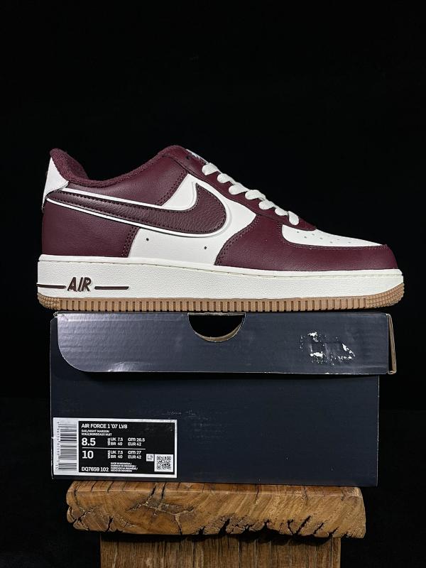 NIKE AIR FORCE 1 (193)