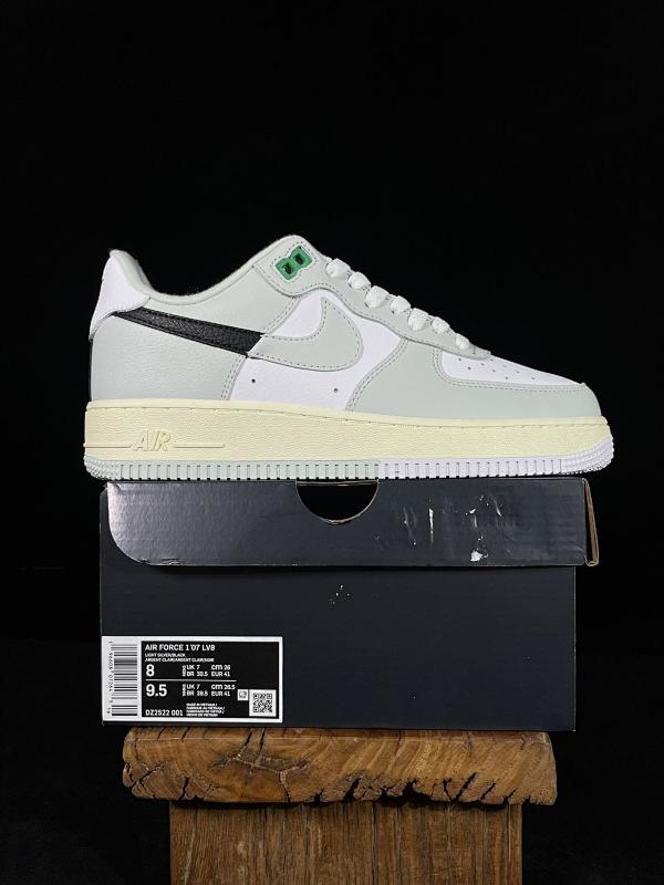 NIKE AIR FORCE 1 (156)