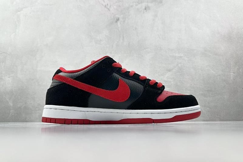NIKE DUNK VT BATCH (104)