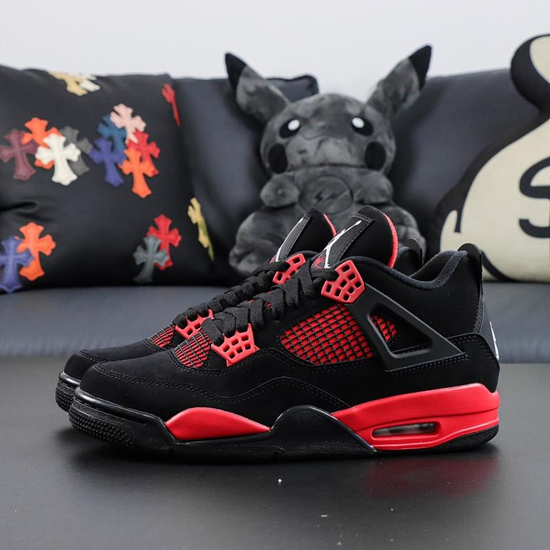 NIKE JORDAN 4 (72)