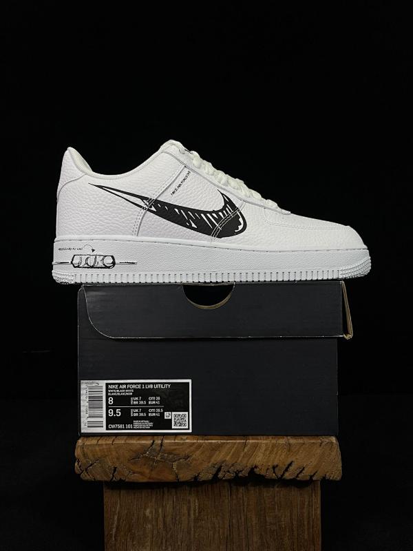 NIKE AIR FORCE 1 (234)