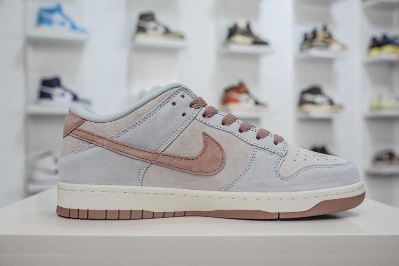 NIKE DUNK VT BATCH (142)