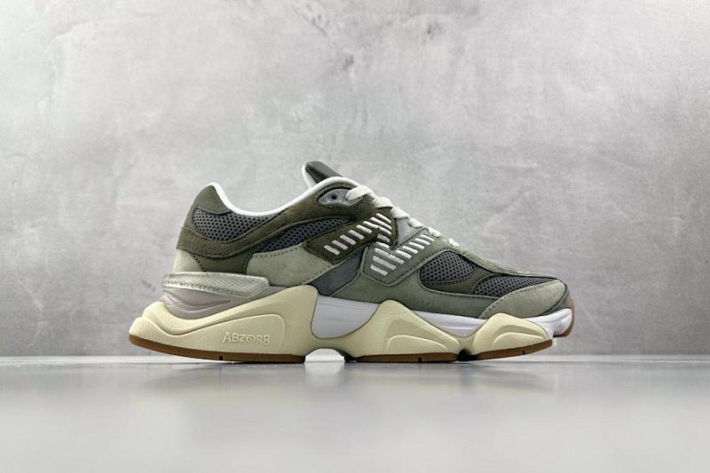 NEW BALANCE 9060 (87)