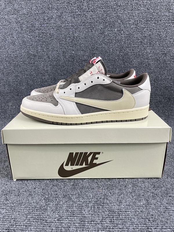 NIKE JORDAN 1 (27)