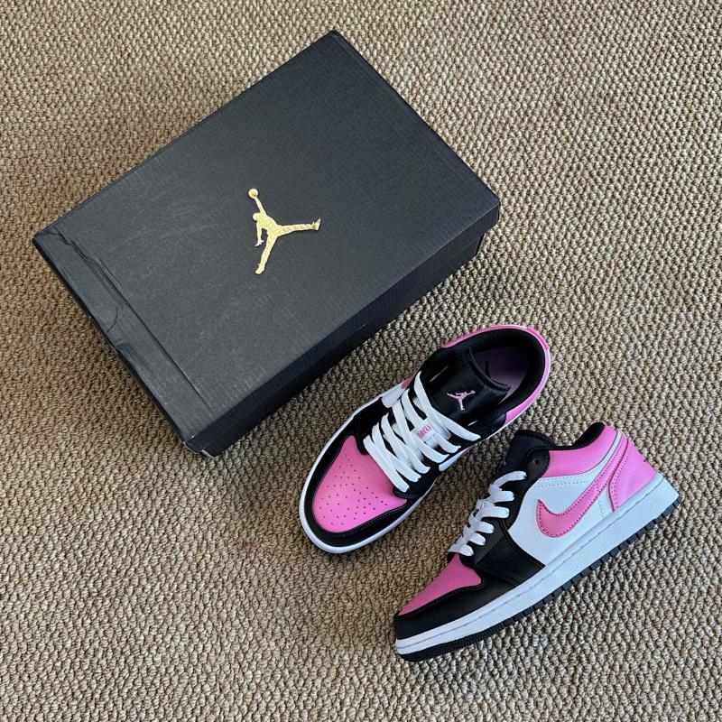 NIKE JORDAN 1 (178)