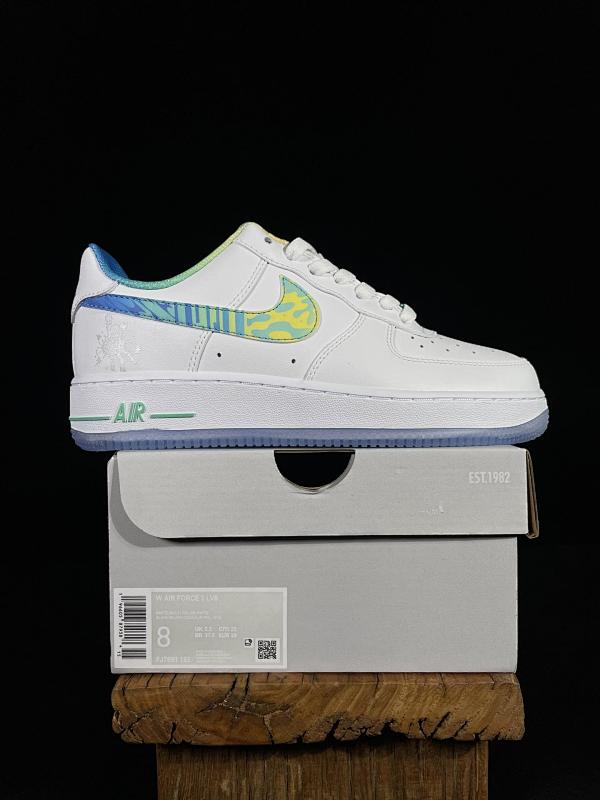 NIKE AIR FORCE 1 (107)