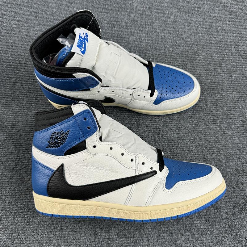 NIKE JORDAN 1 (25)