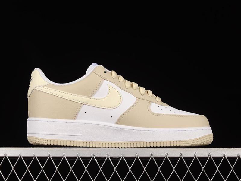 NIKE AIR FORCE 1 (153)