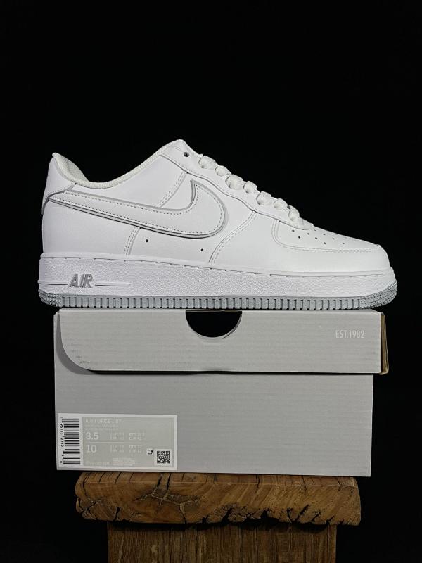 NIKE AIR FORCE 1 (181)