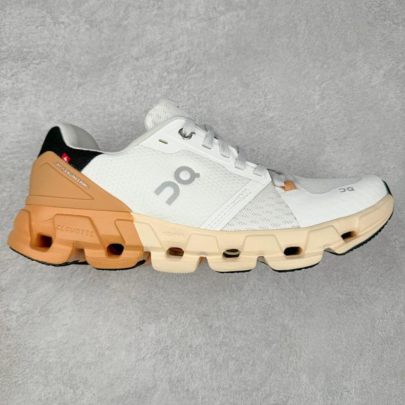 ON CLOUD SHOES (16)