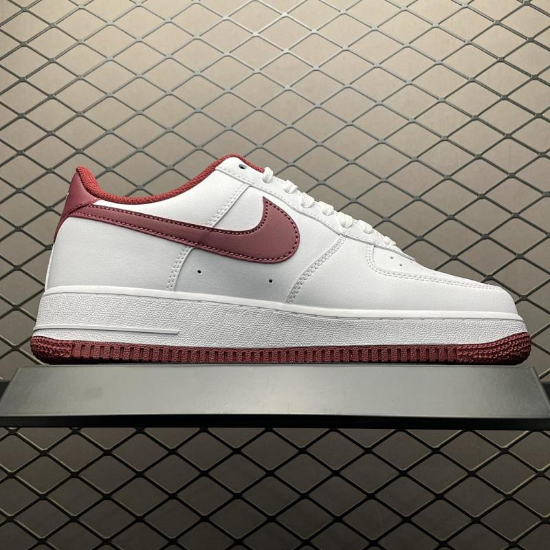 NIKE AIR FORCE 1 (67)