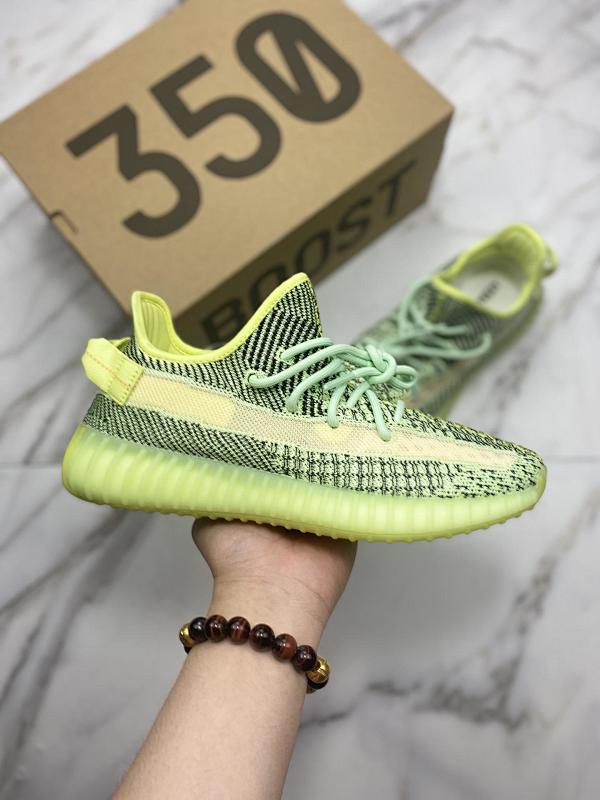 YEEZY 350 (17)