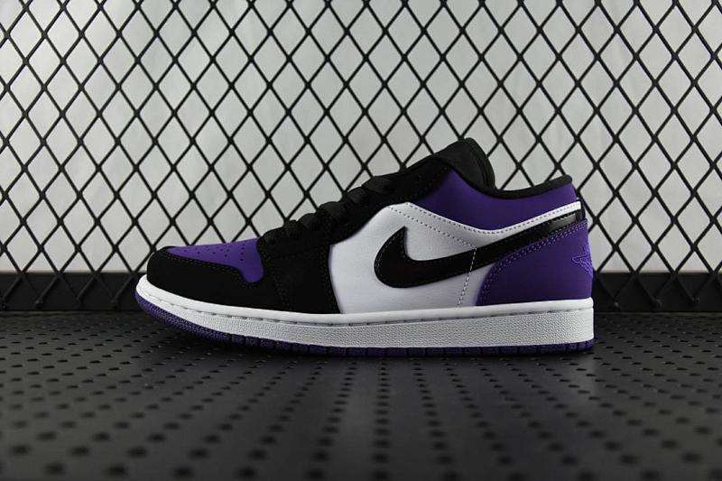 NIKE JORDAN 1 (498)