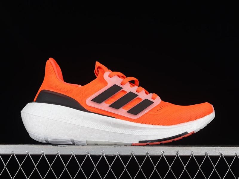 ADIDAS ULTRABOOST (15)