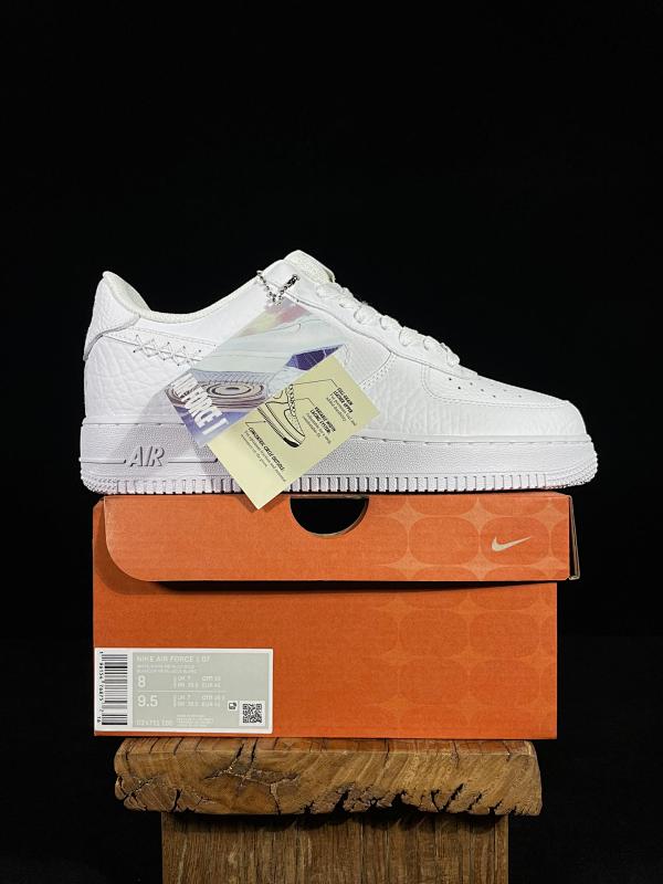 NIKE AIR FORCE 1 (152)