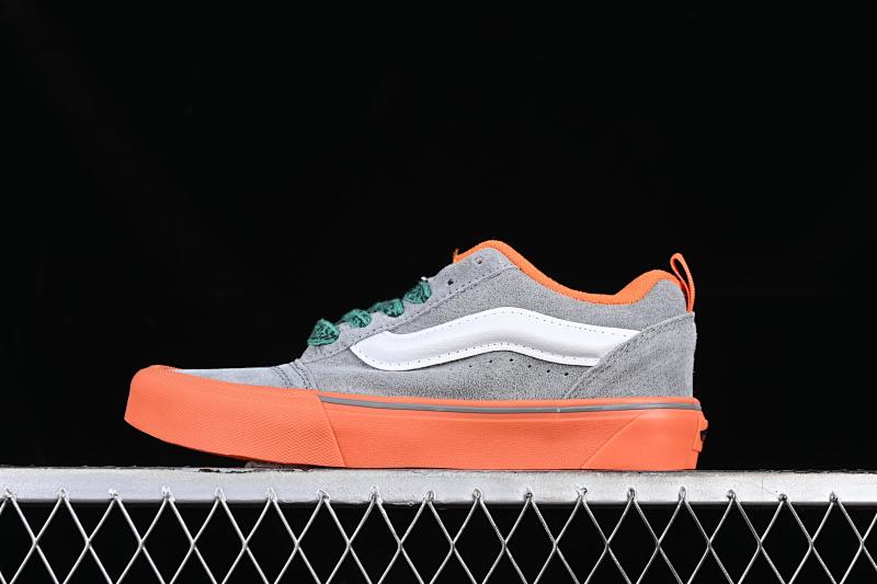 VANS (20)