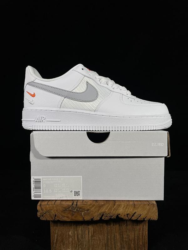 NIKE AIR FORCE 1 (132)