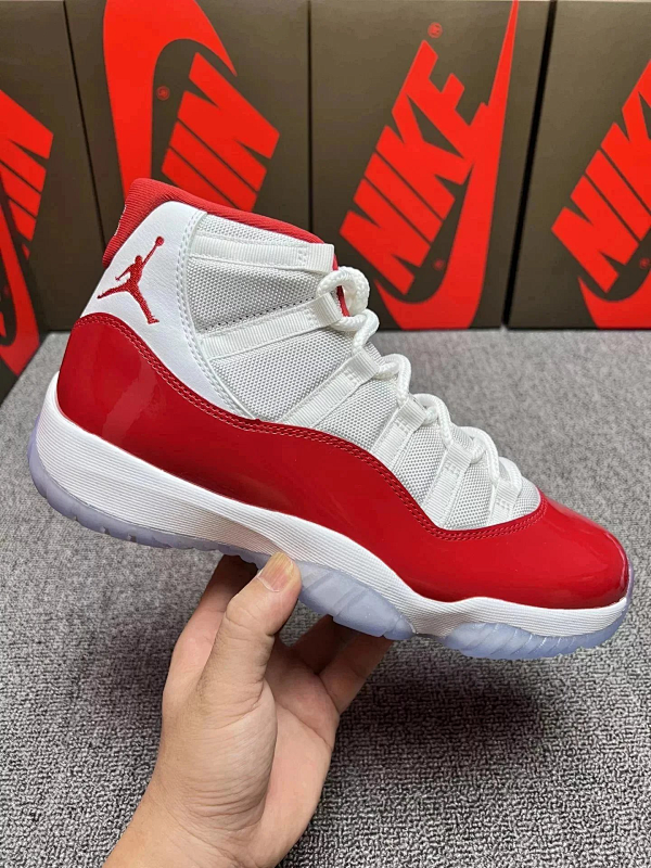 NIKE JORDAN 11 (17)