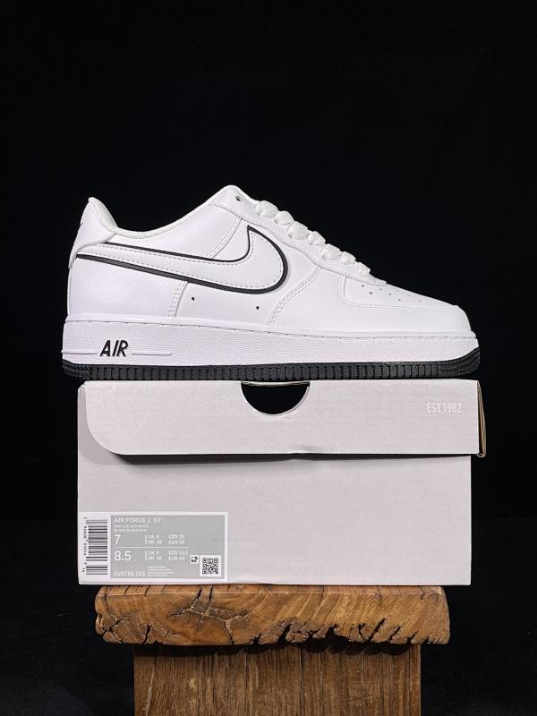 NIKE AIR FORCE 1 (178)