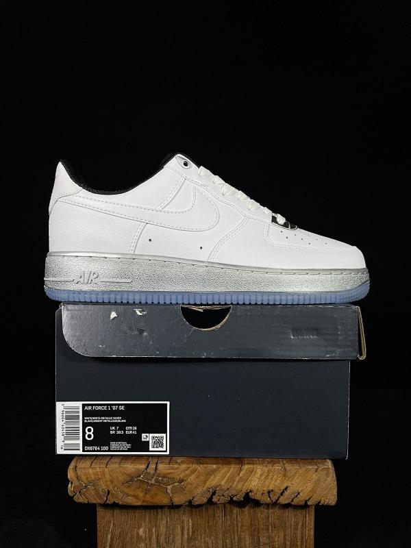 NIKE AIR FORCE 1 (158)