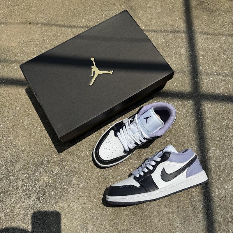NIKE JORDAN 1 (196)