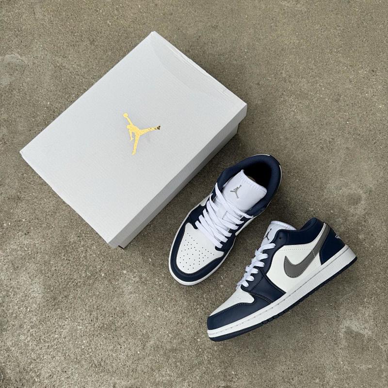 NIKE JORDAN 1 (197)