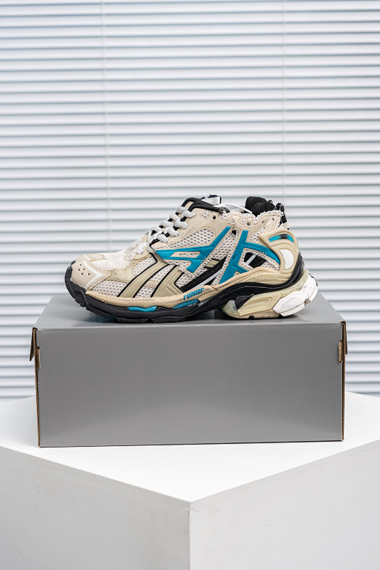 BALENCIAGA RUNNER (18)