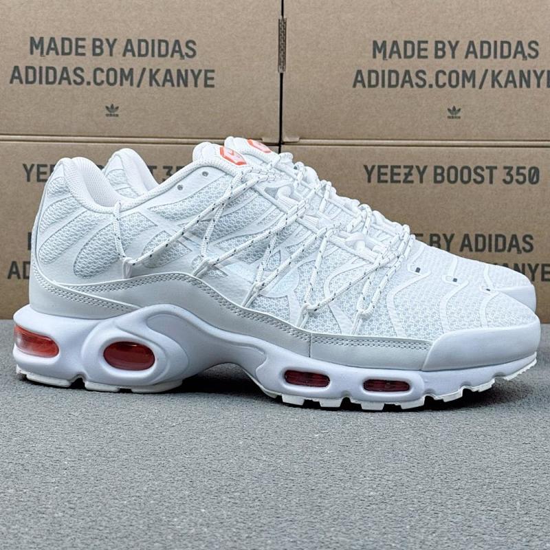 NIKE AIRMAX TN PLUS (19)