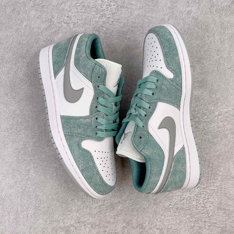 NIKE JORDAN 1 (439)