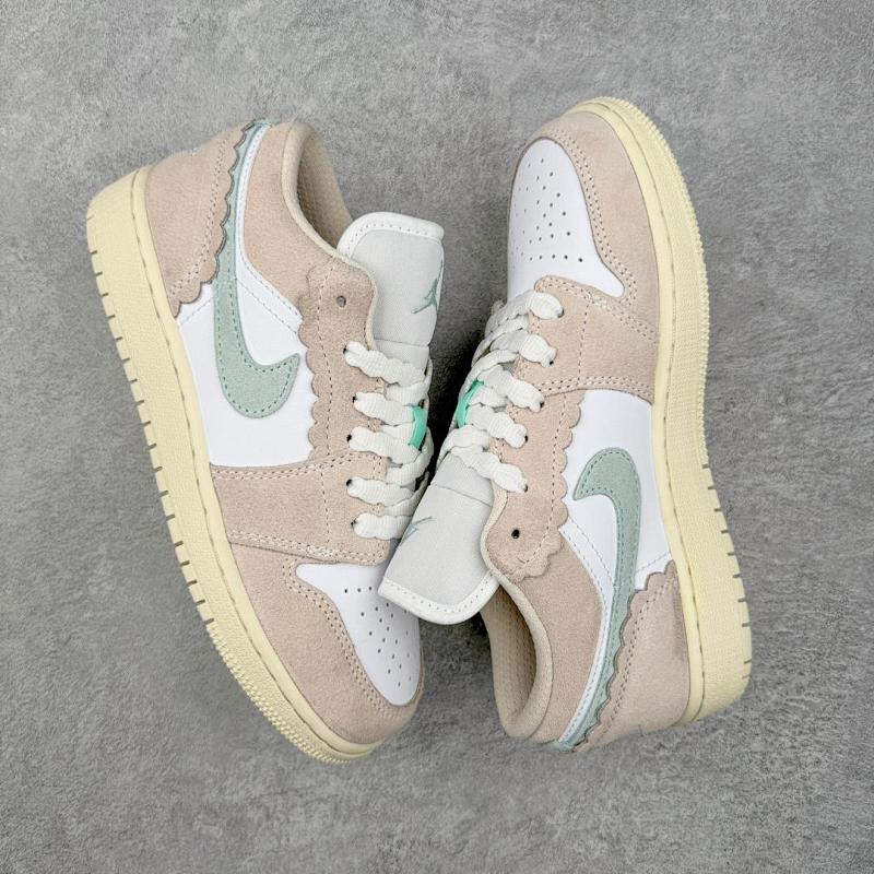 NIKE JORDAN 1 (519)