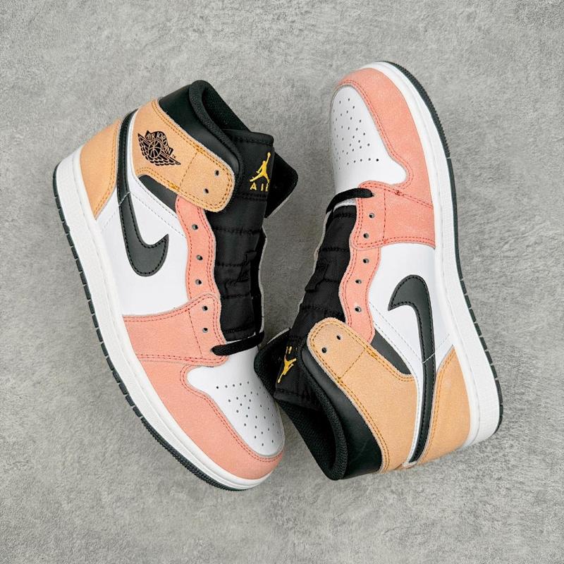 NIKE JORDAN 1 (318)
