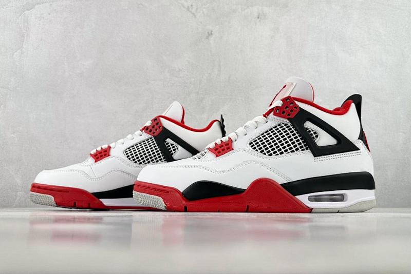 NIKE JORDAN 4 (162)