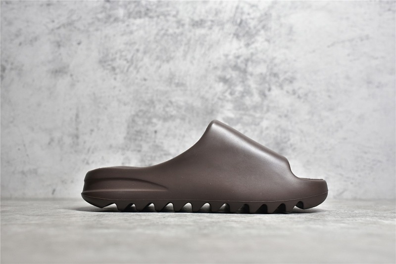 YEEZY SLIDE (7)