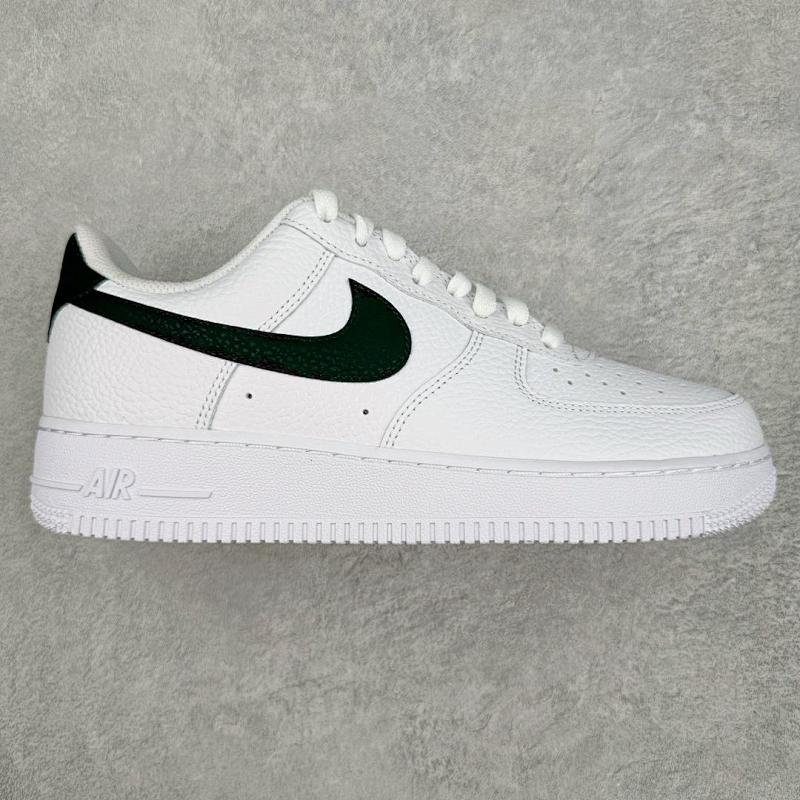 NIKE AIR FORCE 1 (245)