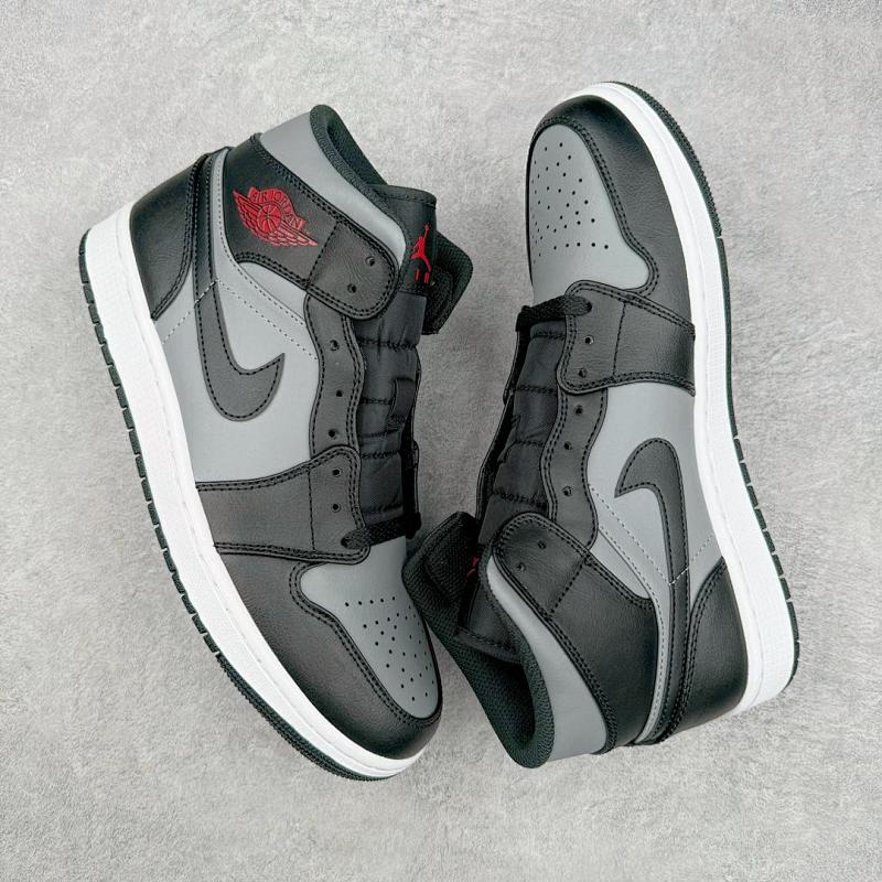 NIKE JORDAN 1 (366)
