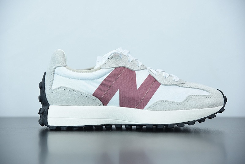 NEW BALANCE 327 (3)