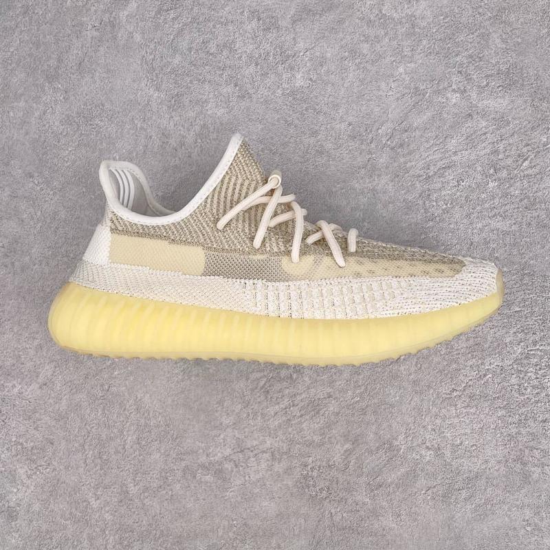 YEEZY 350 (35)