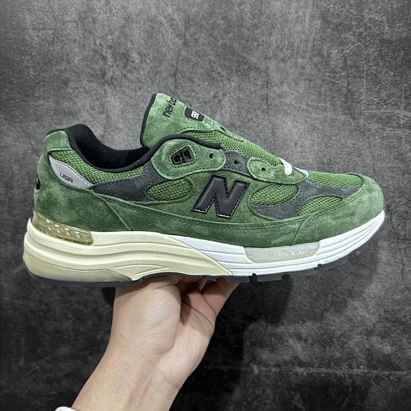 NEW BALANCE 992 (8)