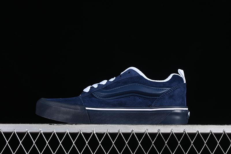 VANS (9)