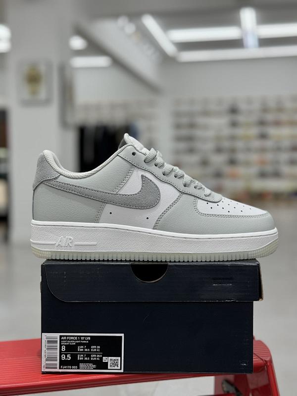 NIKE AIR FORCE 1 (96)