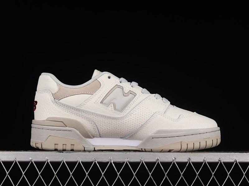 NEW BALANCE 550 (40)
