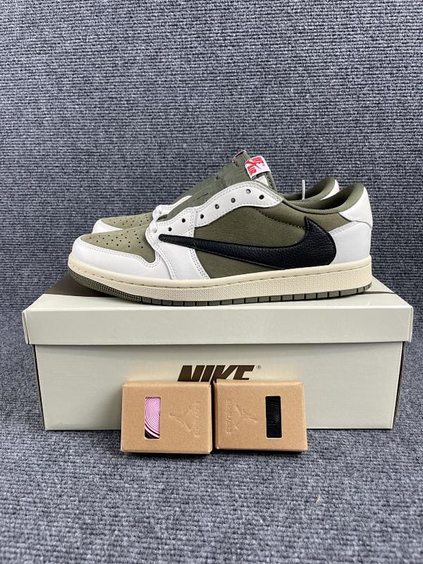 NIKE JORDAN 1 (20)